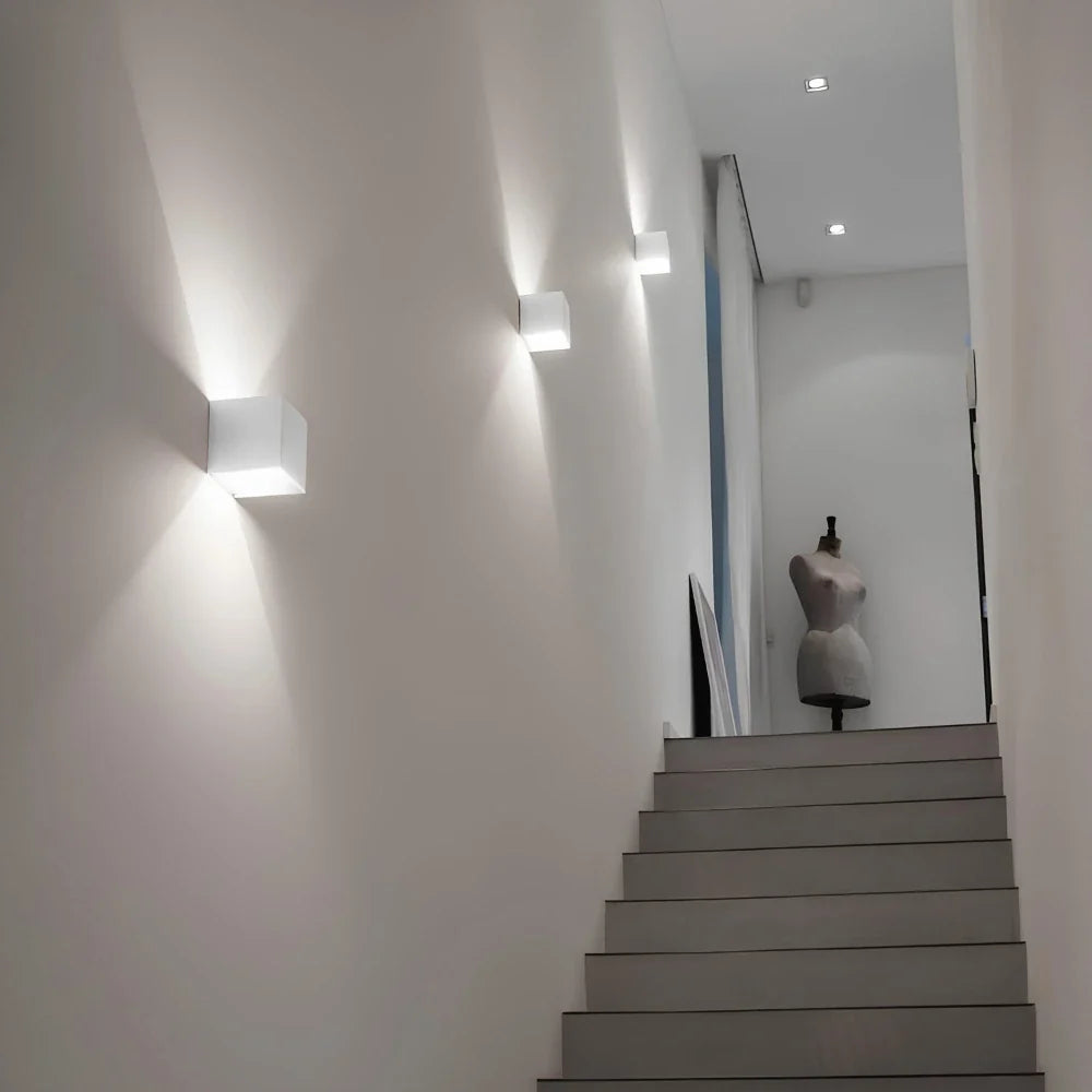 LUMARO Regulowana Lampa Ścienna