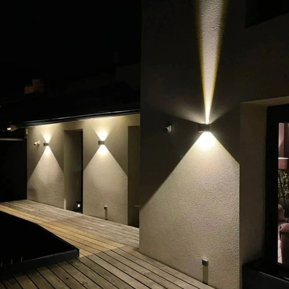 LUMARO Regulowana Lampa Ścienna