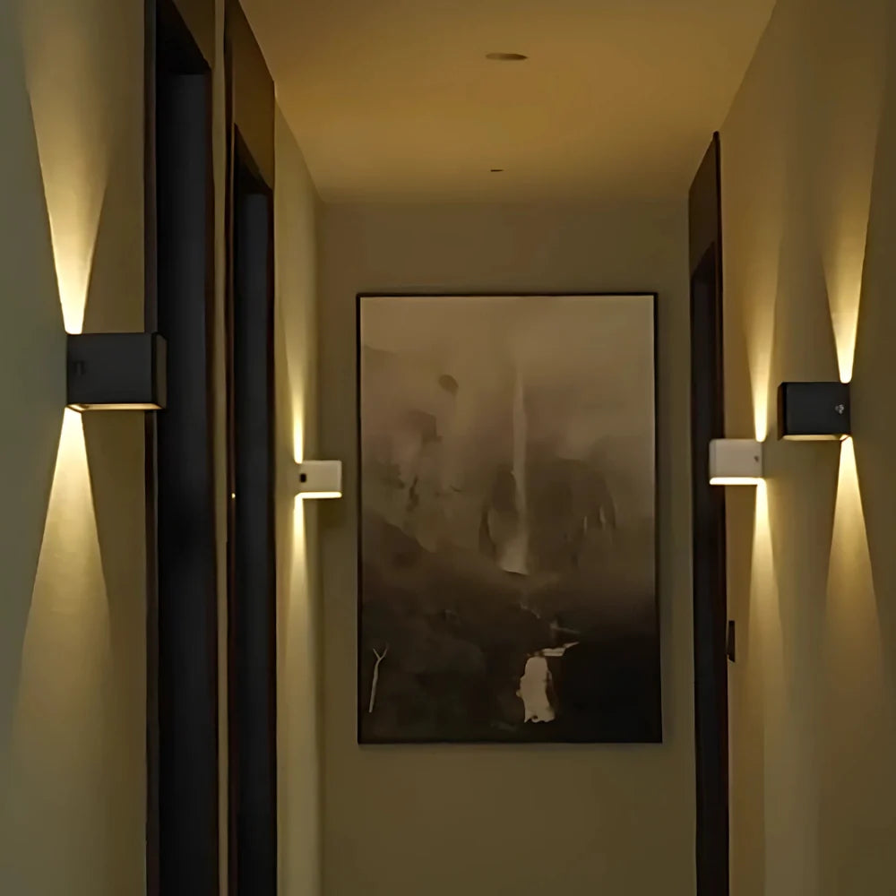 LUMARO Regulowana Lampa Ścienna