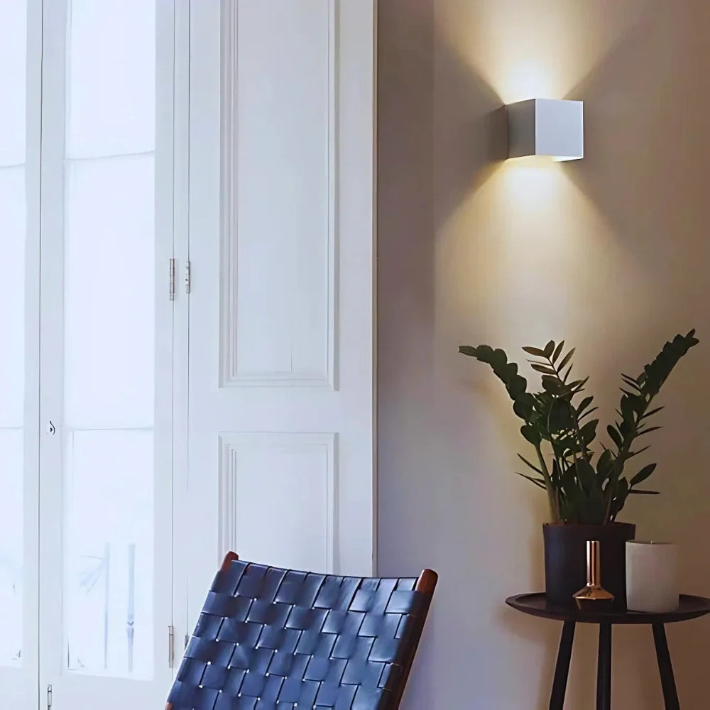 LUMARO Regulowana Lampa Ścienna