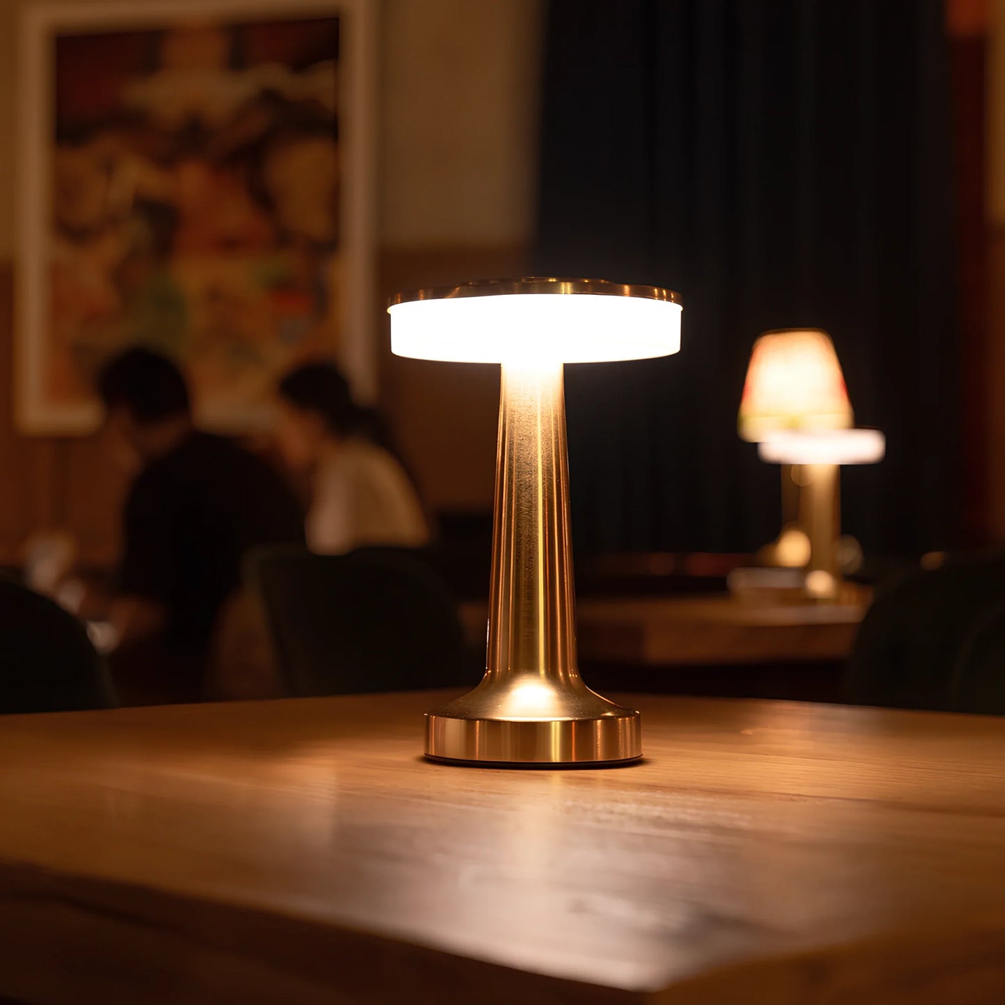 LUMARO Retro Bar