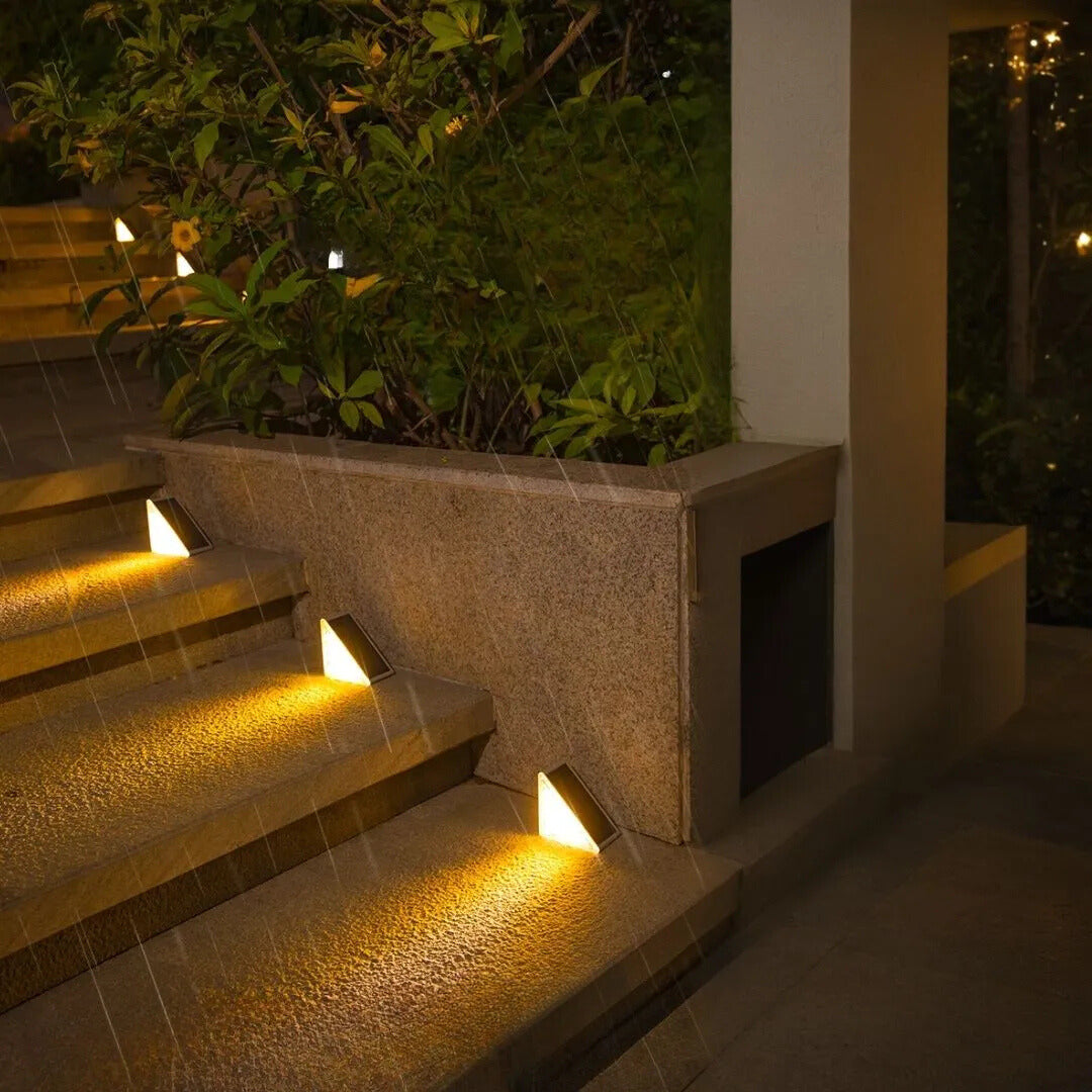 LUMARO StepGlow