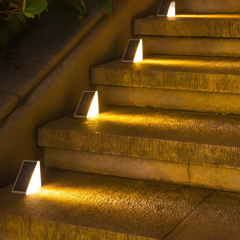 LUMARO StepGlow