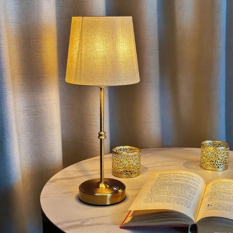 LUMARO GoldenEase