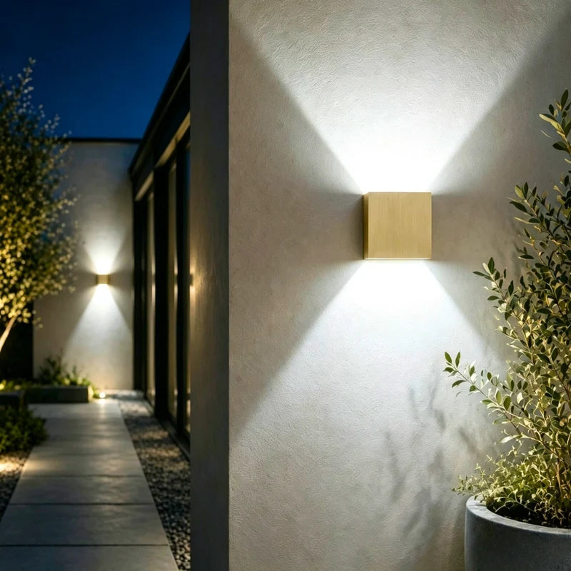 LUMARO Regulowana Lampa Ścienna