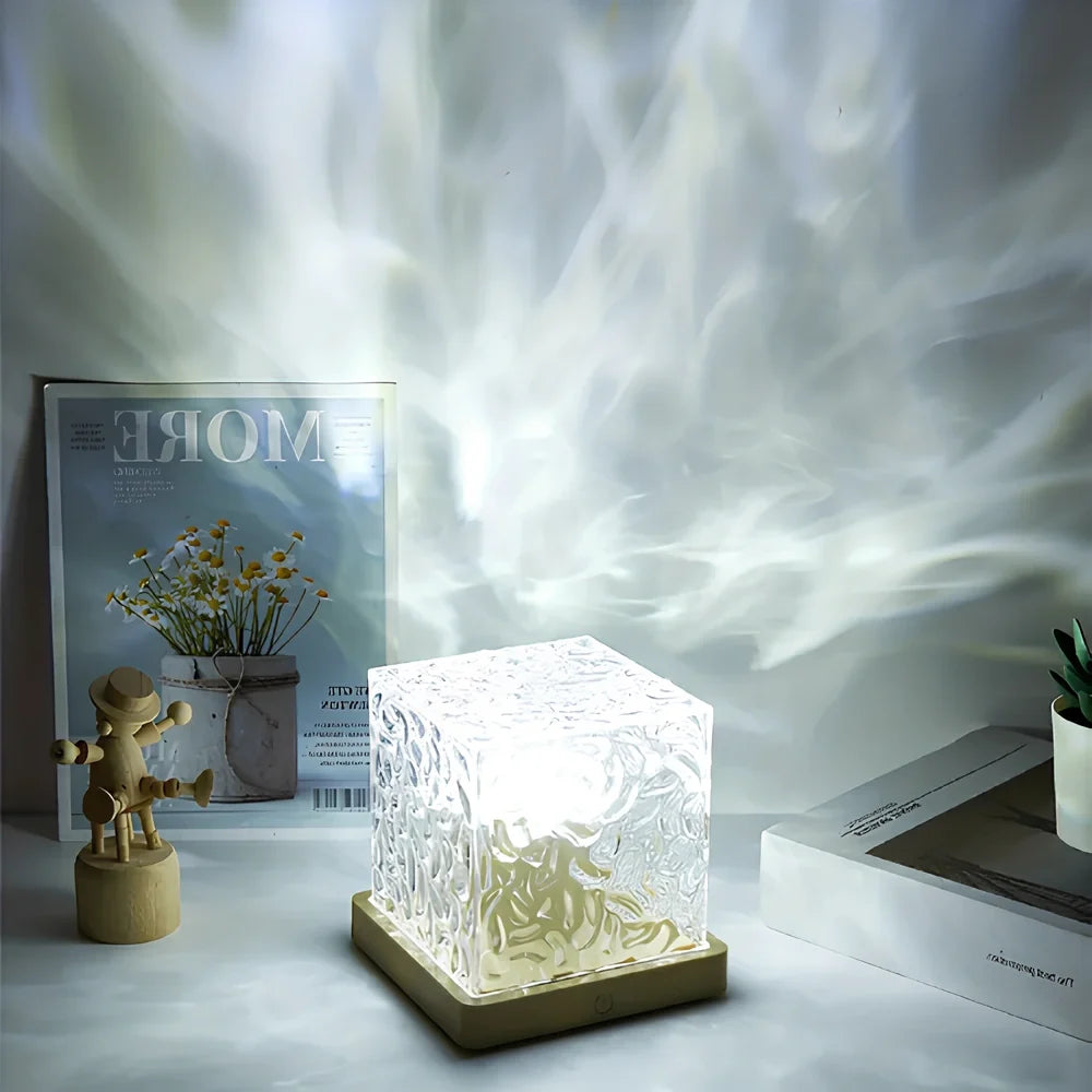 LUMARO Aurora Cube
