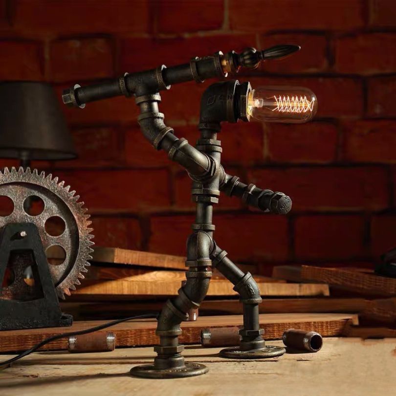LUMARO Steampunk Sentinel