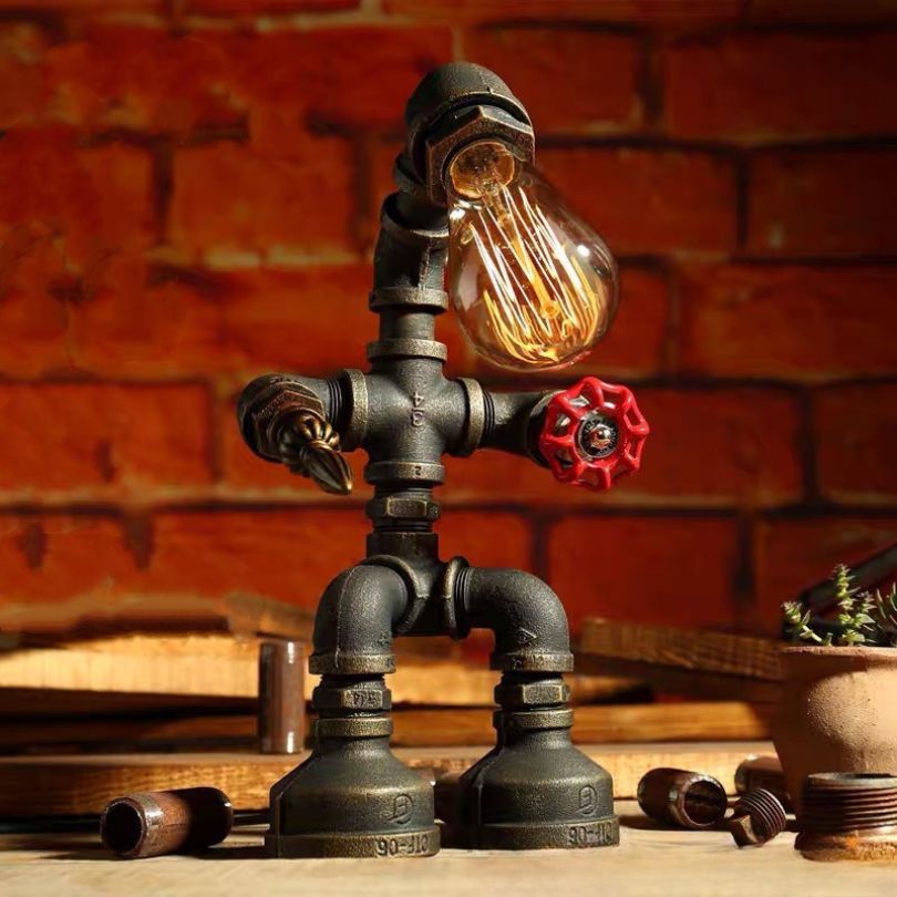 LUMARO Steampunk Sentinel