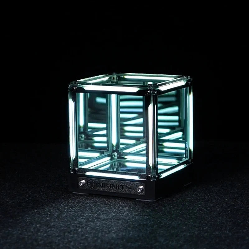 LUMARO InfinityCube