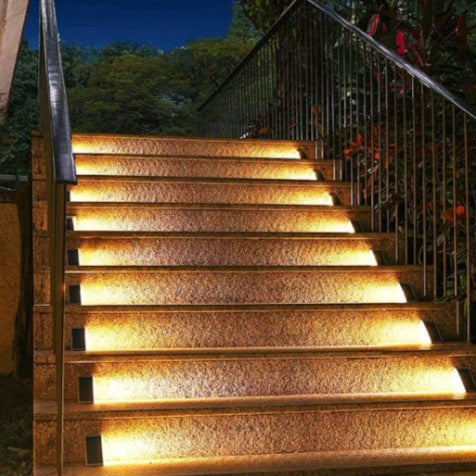 LUMARO StepGlow
